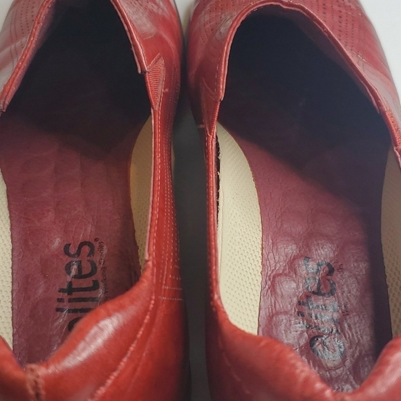 Walking Cradles Elites Red Leather Loafers Narrow 7 - Picture 12 of 14